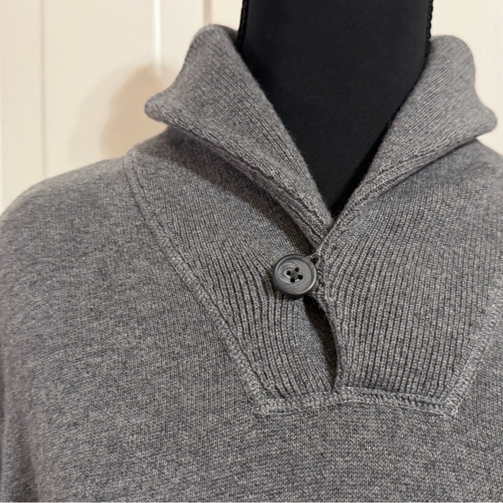 Men's‎ size Medium sweater vintage style grandpa Bloomingdale's Knit Sweater - Picture 2 of 6
